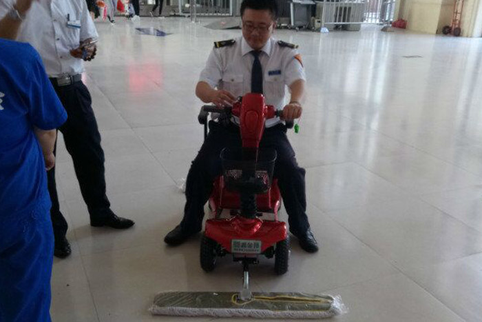 辦公樓商場四輪電動塵推車101